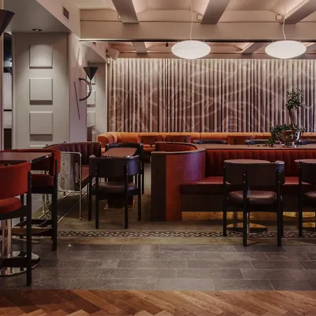 Clarion Hotel Post-2